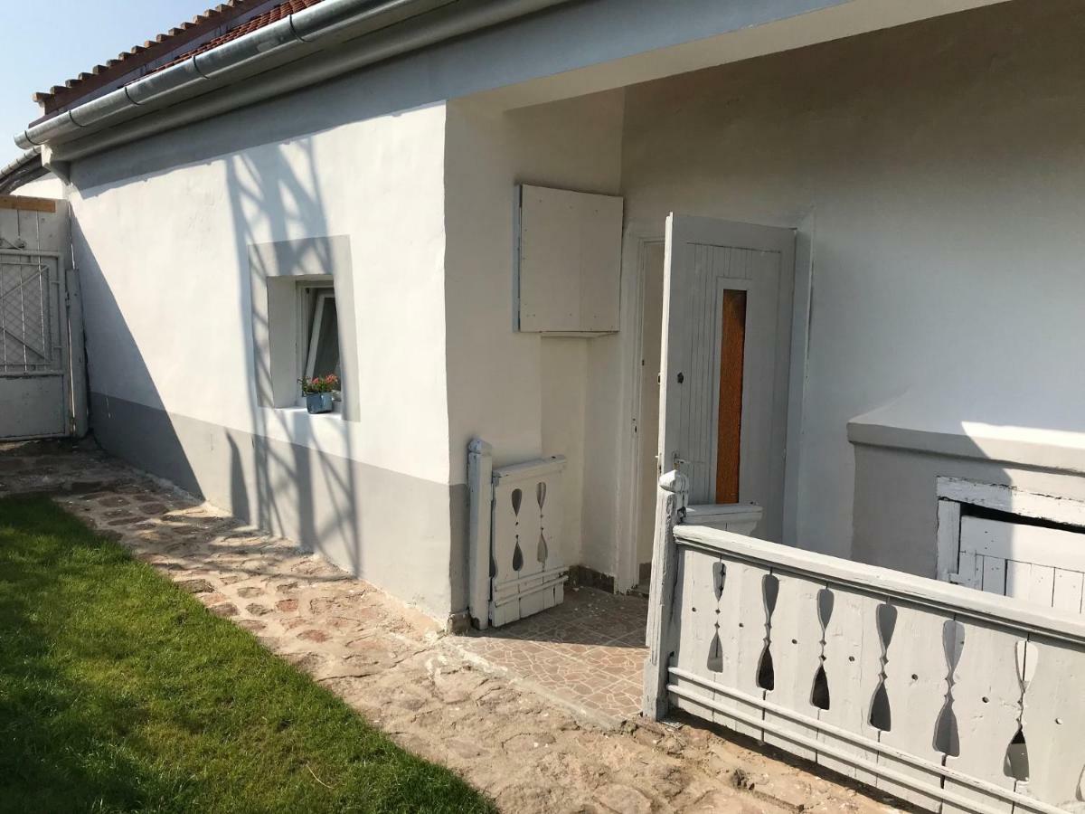 Golyashaz Apartman Kovagoors Exterior photo